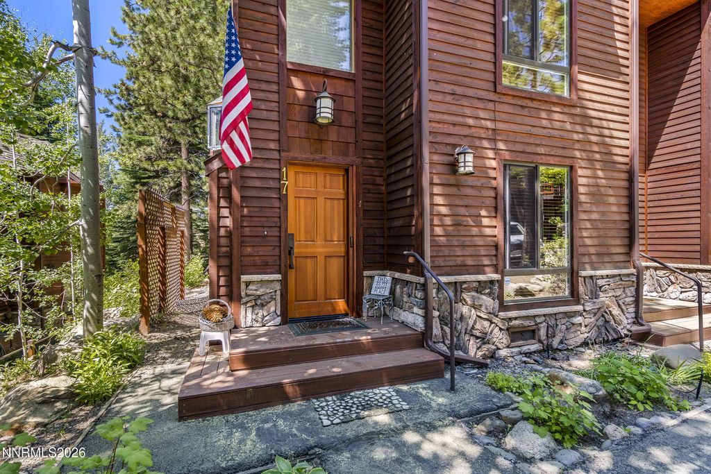 971 Fairway Boulevard Unit 17, Incline Village