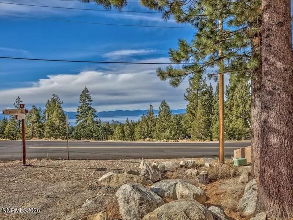 313 Tramway Drive # 10, Stateline