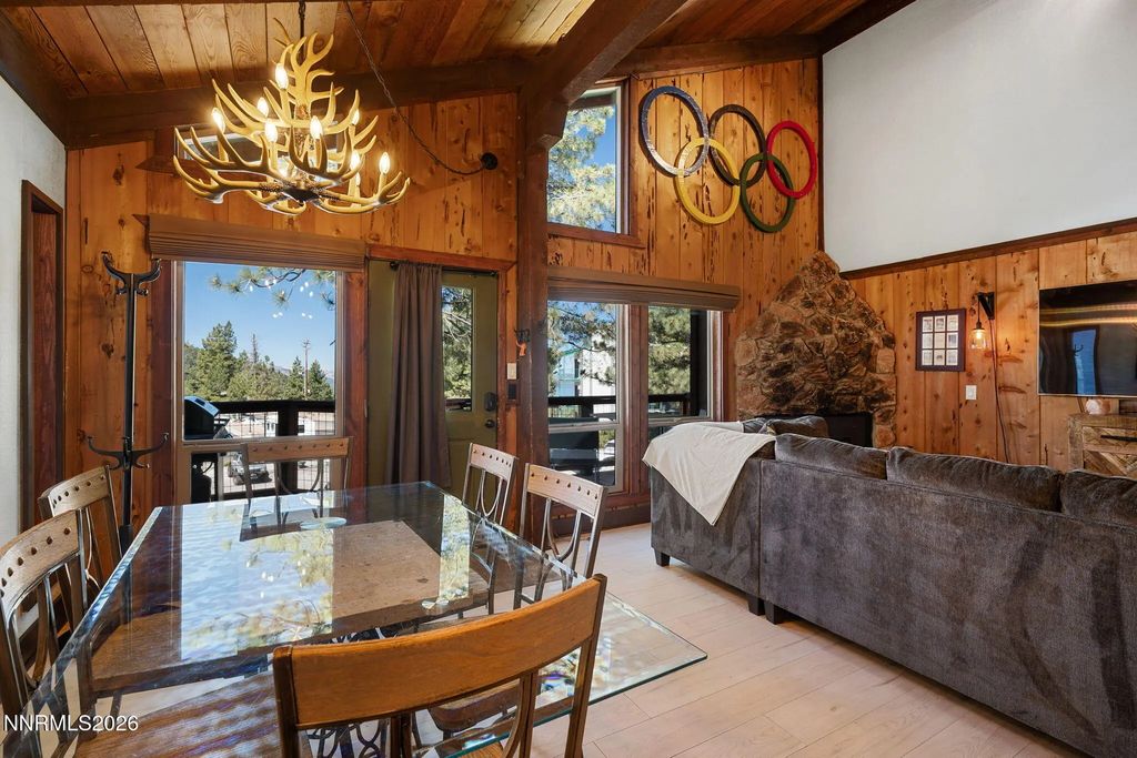 315 Olympic Court # 6, Stateline