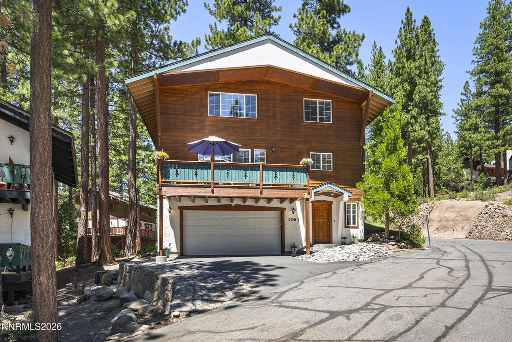 1064 Lucerne Way, Incline Village