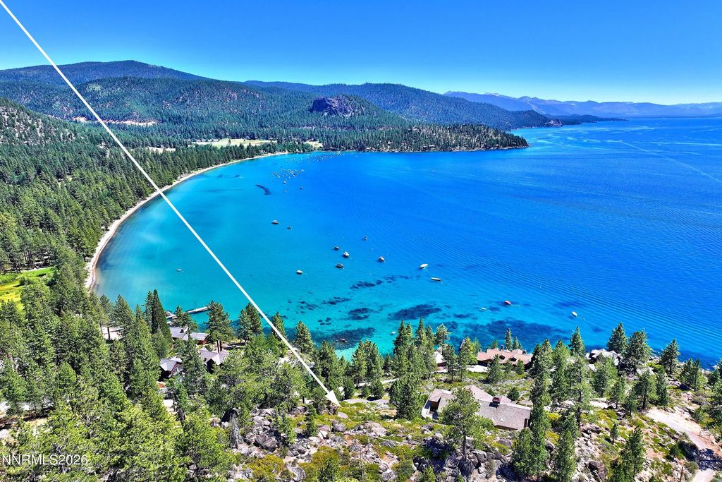 Lands End Drive, Glenbrook