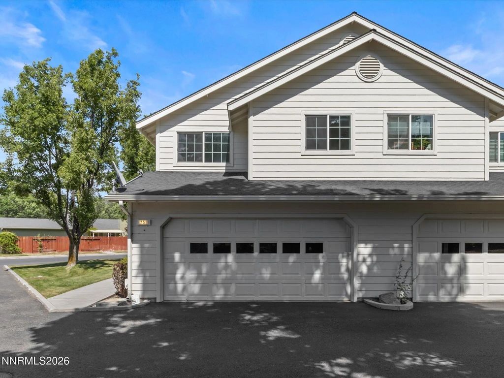 1179 Cottonwood Street Apt 15, Gardnerville