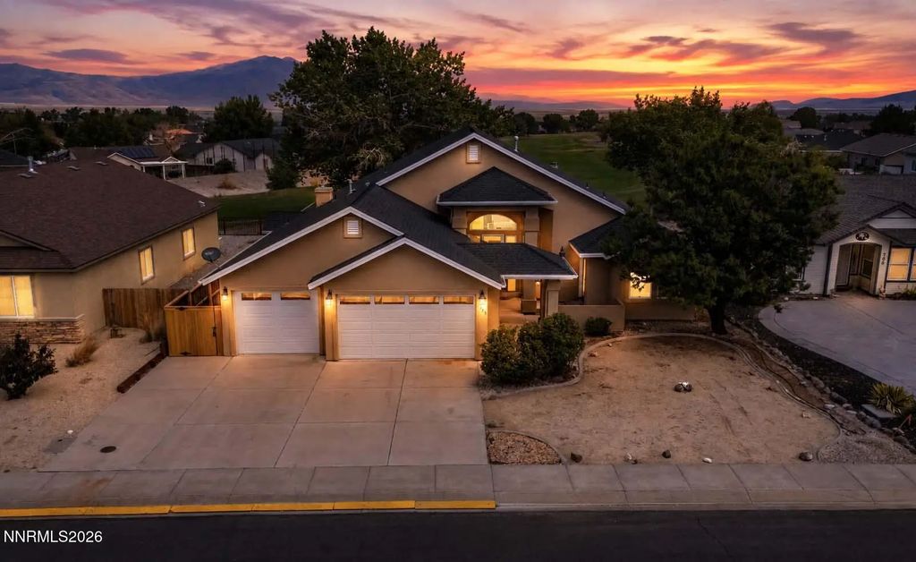 796 Divot Drive, Fernley