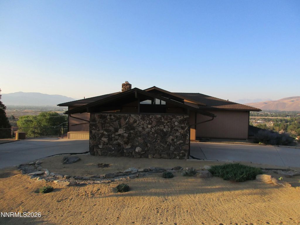 793 N Sutro Terrace, Carson City