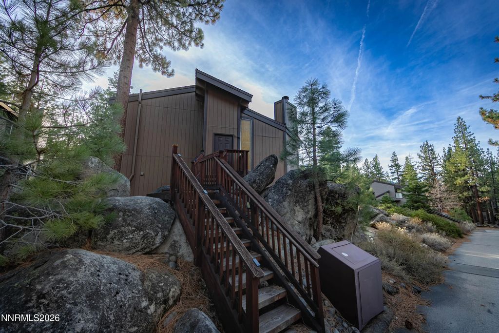 110 Spooner Lane A, Stateline
