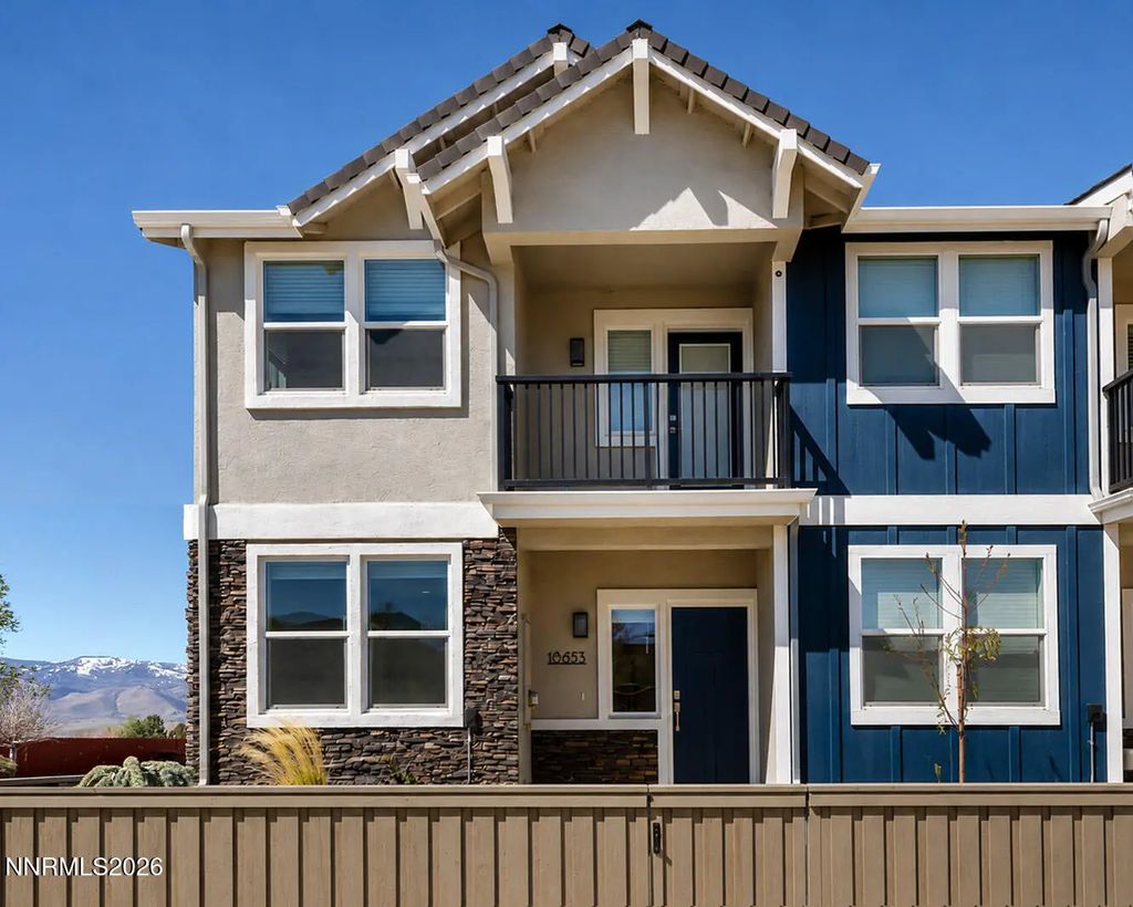 18653 Village Center Drive, Reno