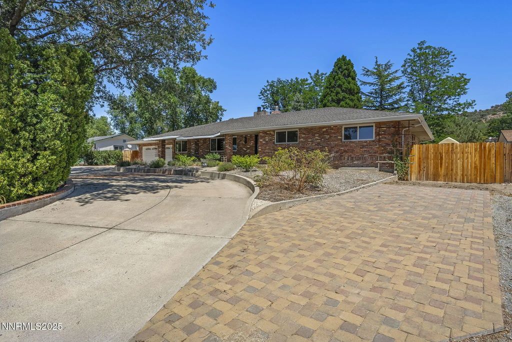 14490 Rancheros Drive, Reno