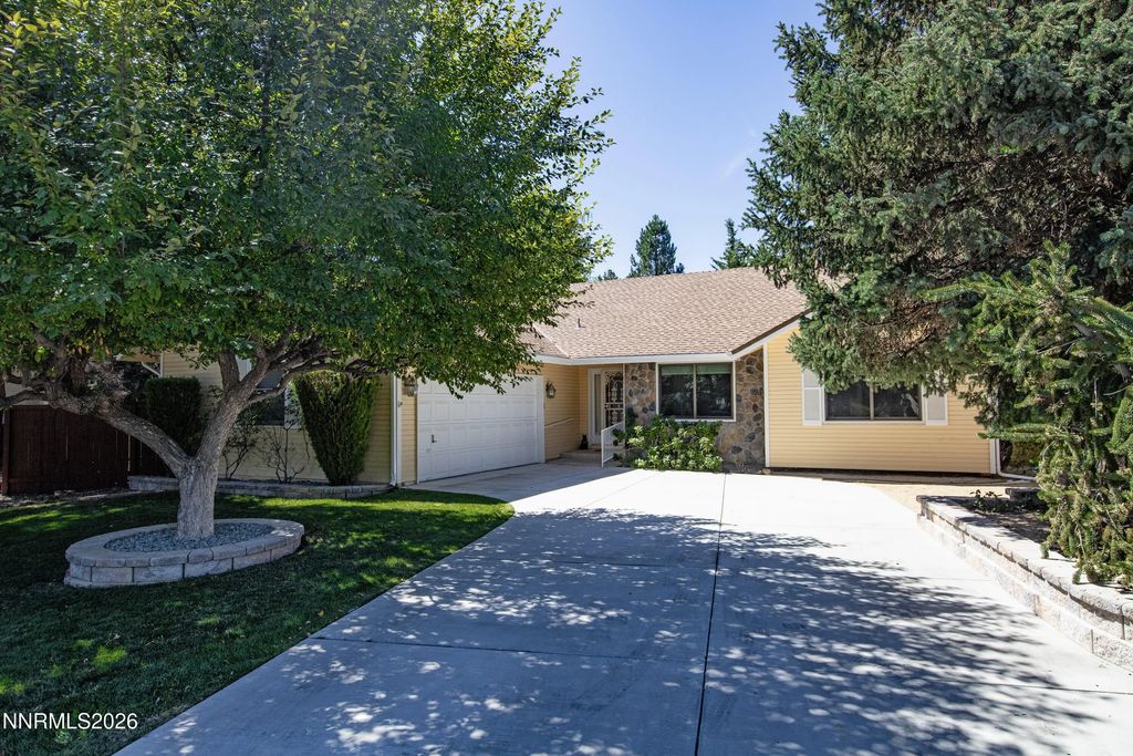 6383 Meadow Crest Circle, Reno