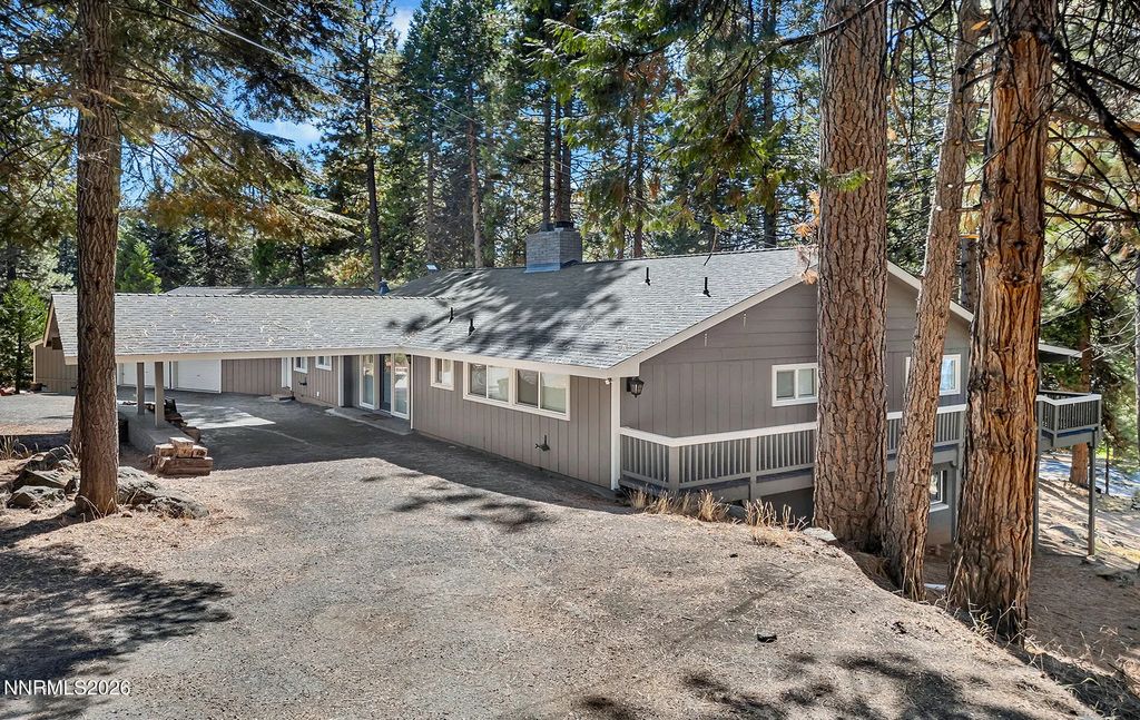 6545 Dyer Drive, Almanor