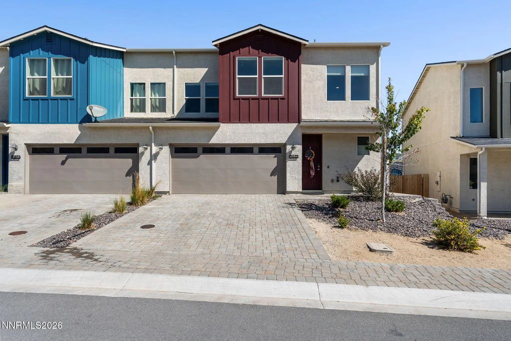 4704 Falcon Rock Lane, Sun Valley