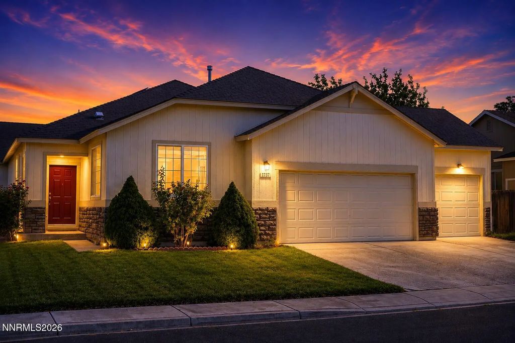 1737 Autumn Glen Street, Fernley