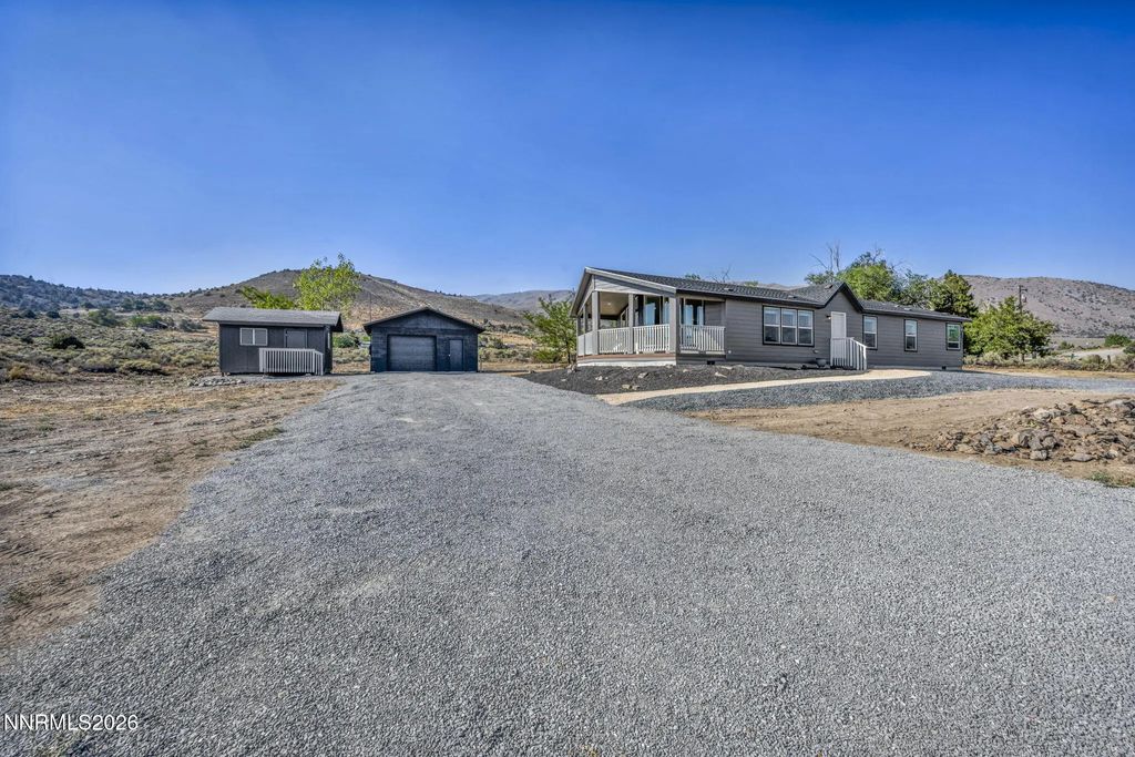 1336 Limestone Road, Topaz Ranch Estates