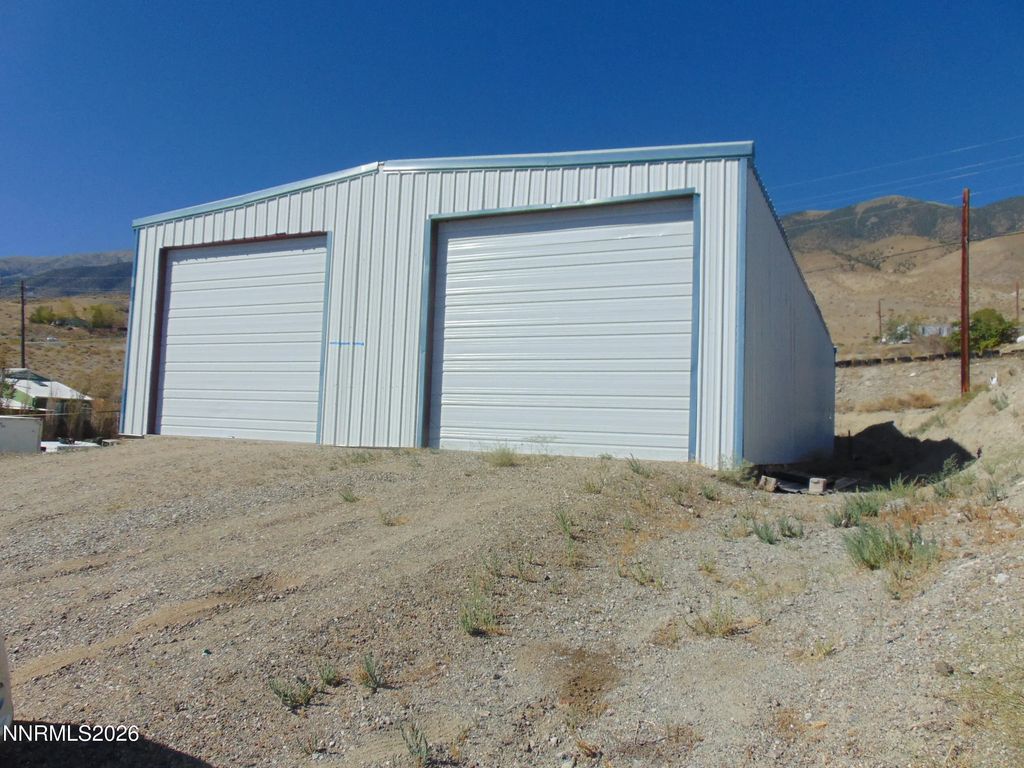 302 W Cottonwood Drive, Walker Lake