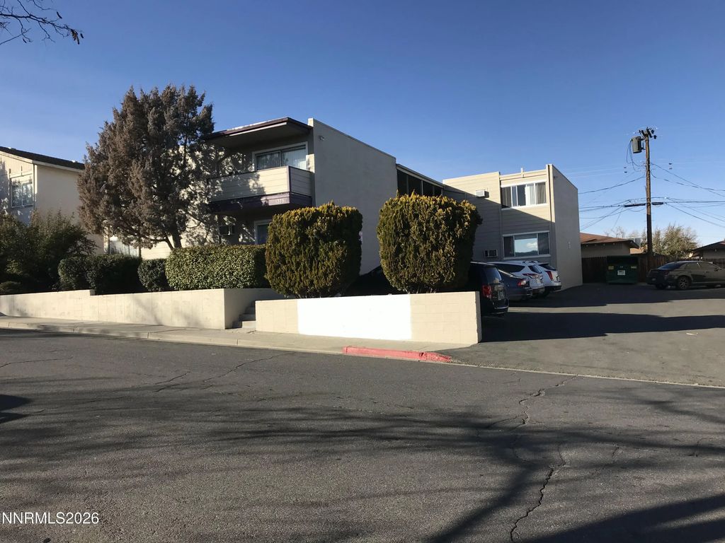 1375 Carlin Street E, Reno