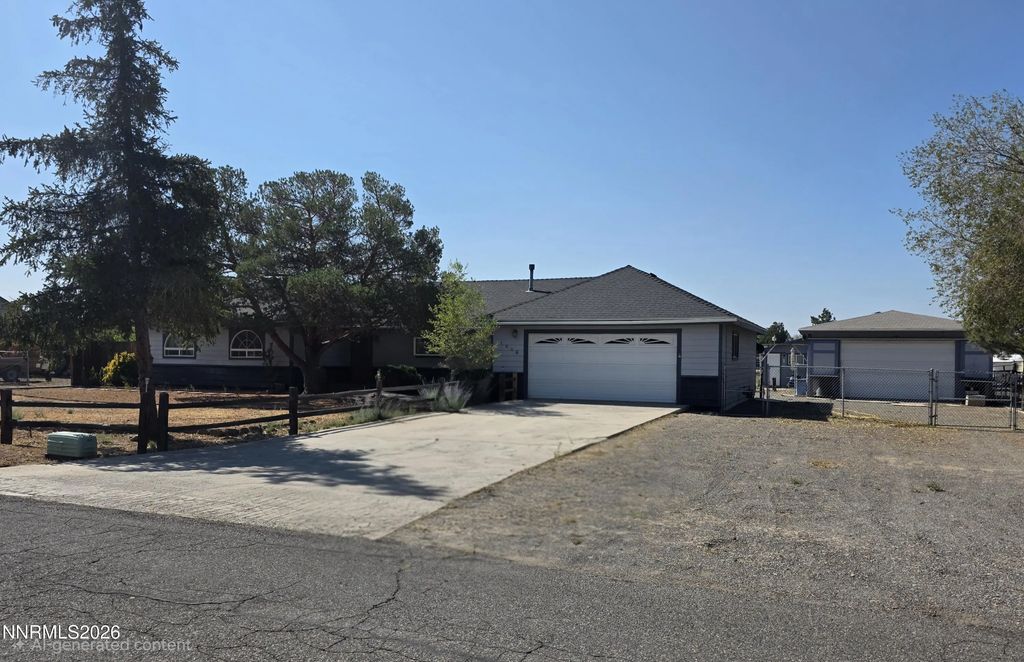 1325 Sanden Lane, Minden