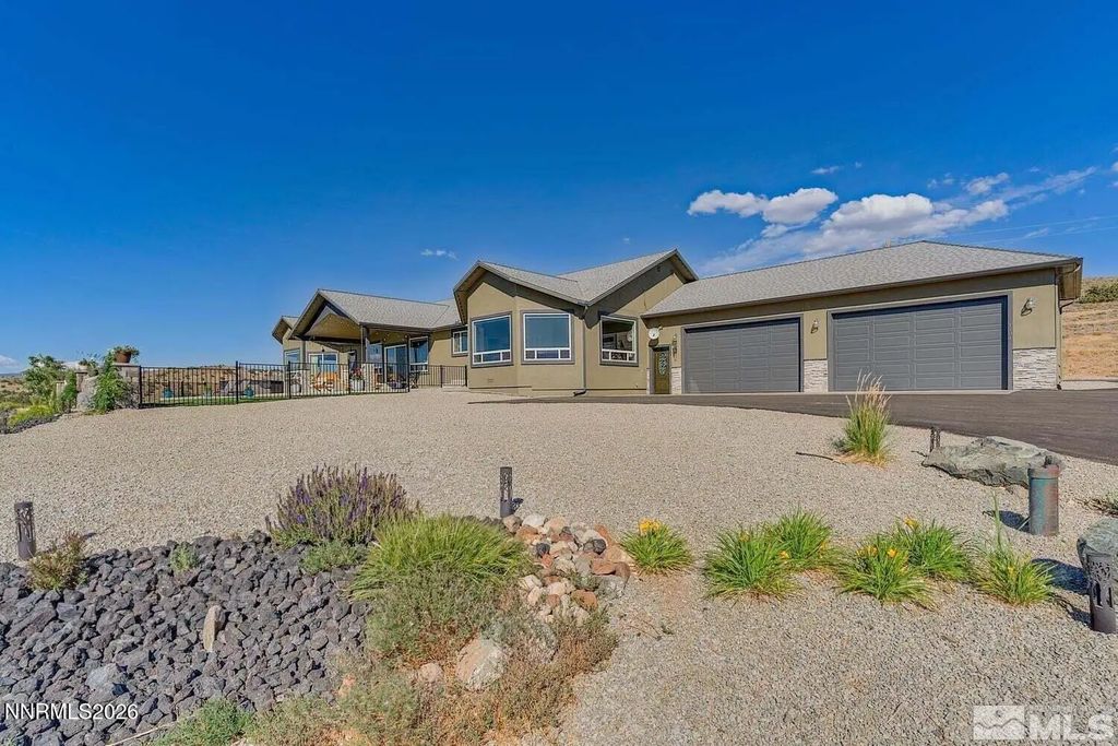 1281 Jo Lane, Gardnerville