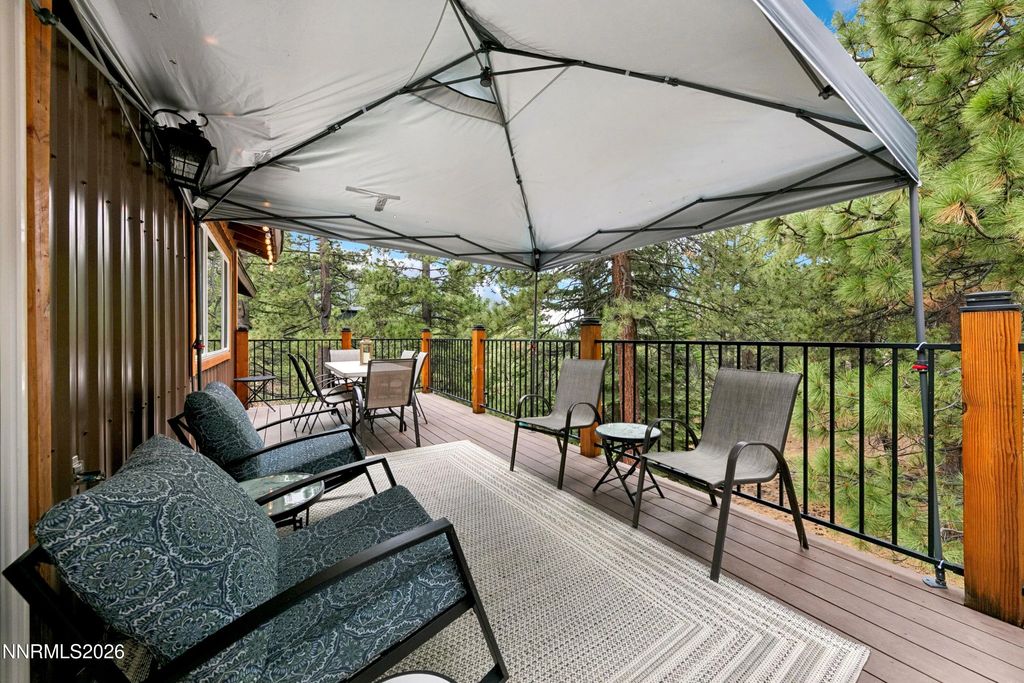 210 Beverly Road, Stateline