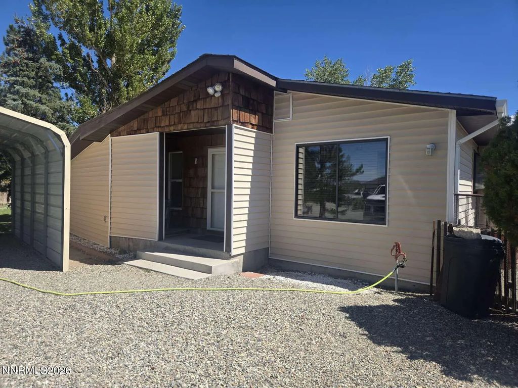 3 Homestead Court, Yerington
