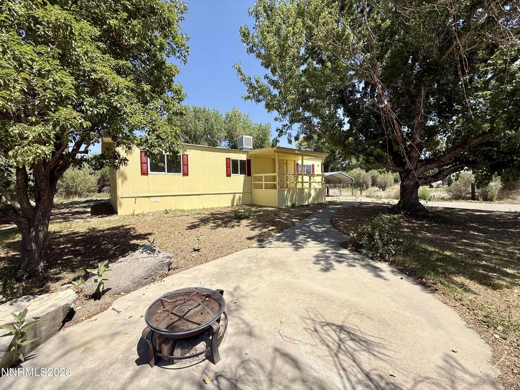 12 Rio Vista Drive, Yerington