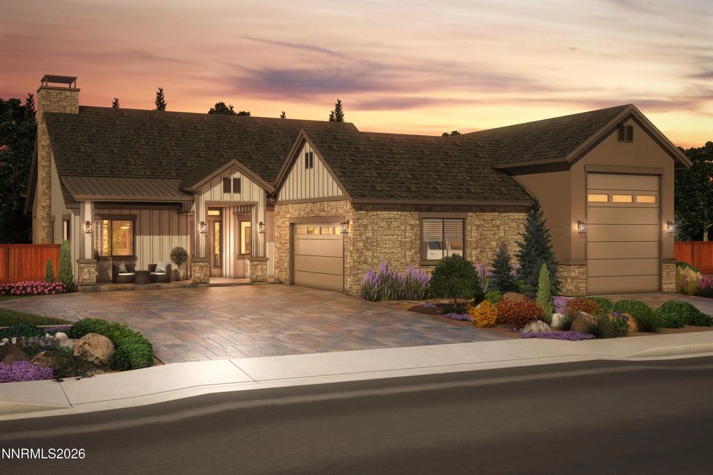 1535 White Hawk Lane, Carson City
