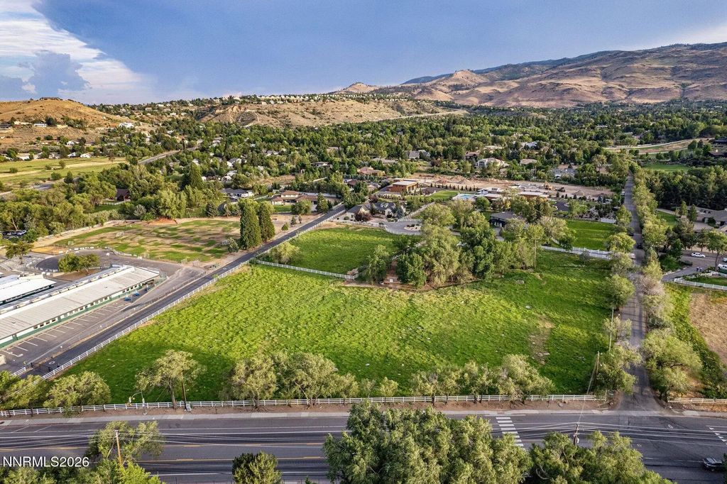 110 Juniper Hill Road, Reno