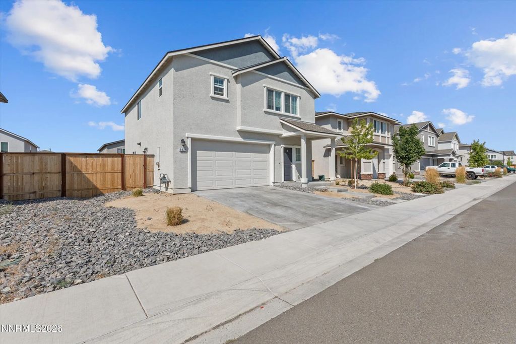 8939 Wolf Moon Drive, Reno