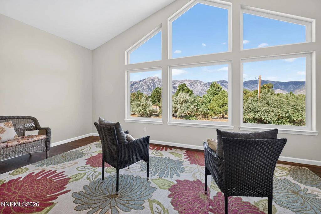 1101 Oro Way, Gardnerville