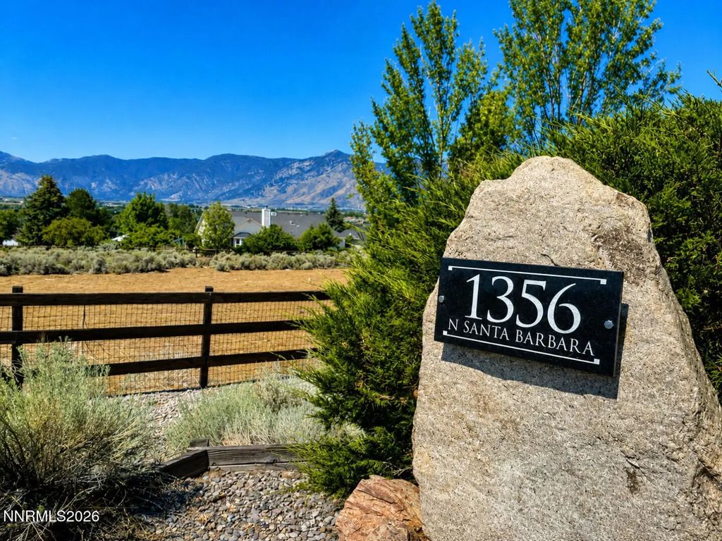 1356 N Santa Barbara Drive, Minden
