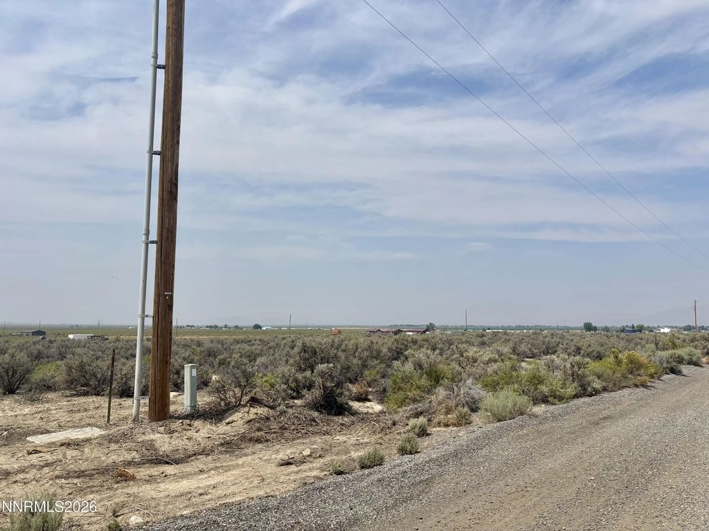 305 Coyote Lane, Winnemucca