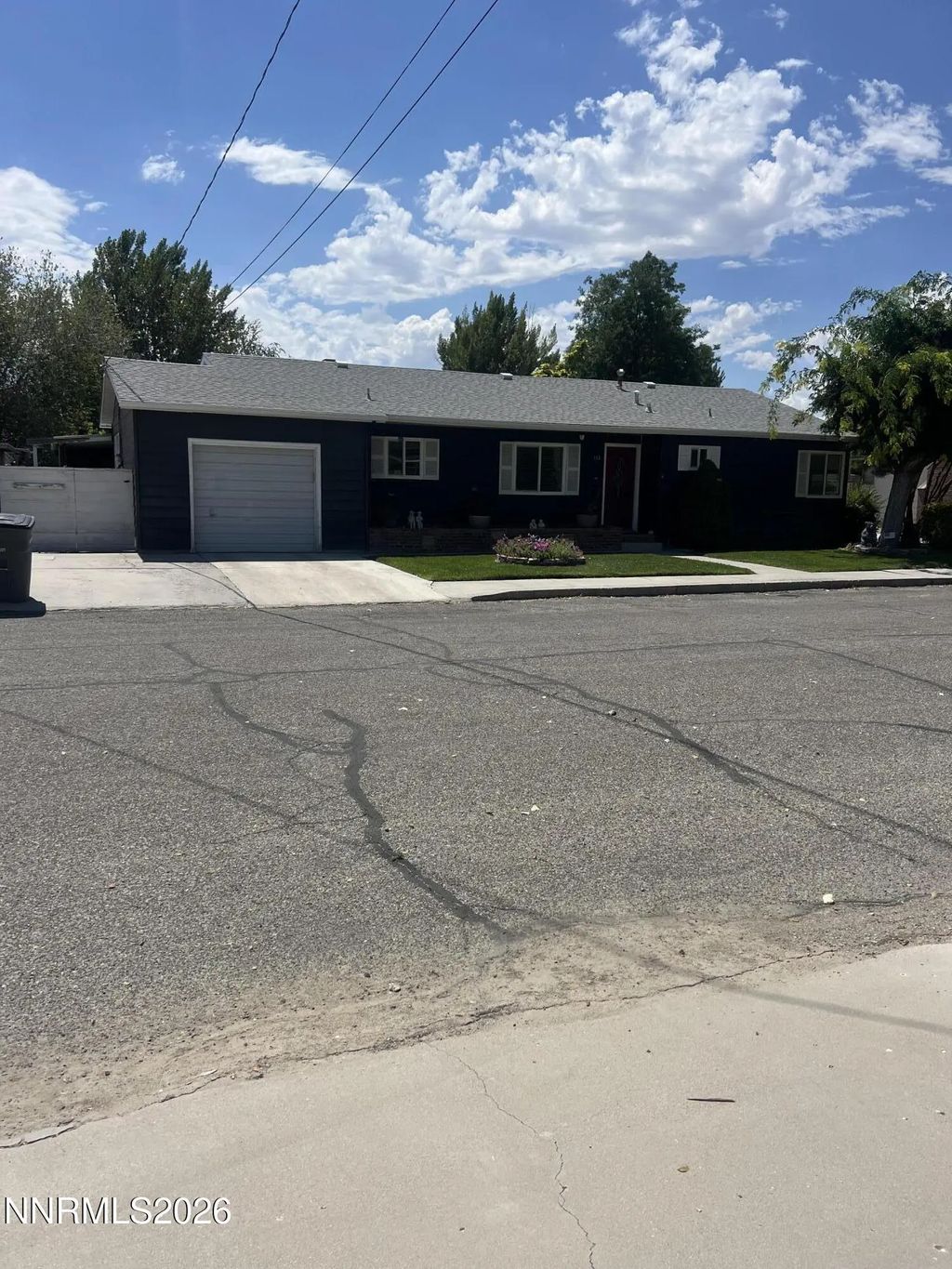 113 Orchard Street, Yerington