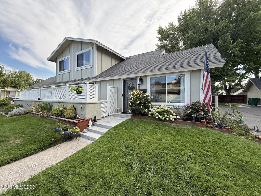 1607 London Circle, Sparks