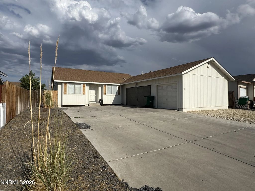 718 Hastings Way, Fernley