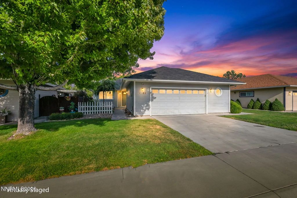 1784 Mahogany Circle, Minden