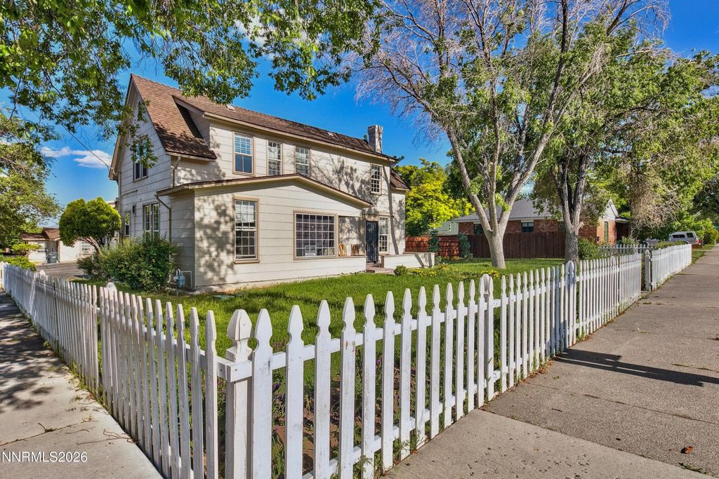 1002 S Arlington Avenue, Reno