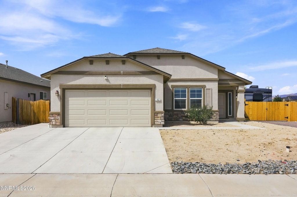 157 Walnut Drive, Fernley