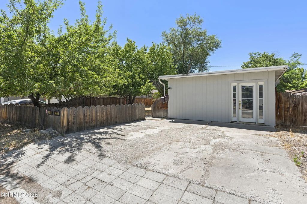 305 Burton Street, Carson City