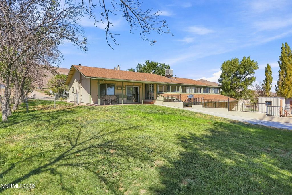 54 Locust Drive, Yerington