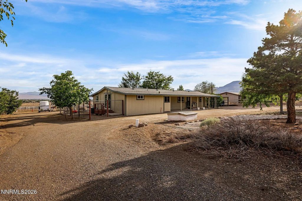 240 Wagon Wheel Way, Dayton