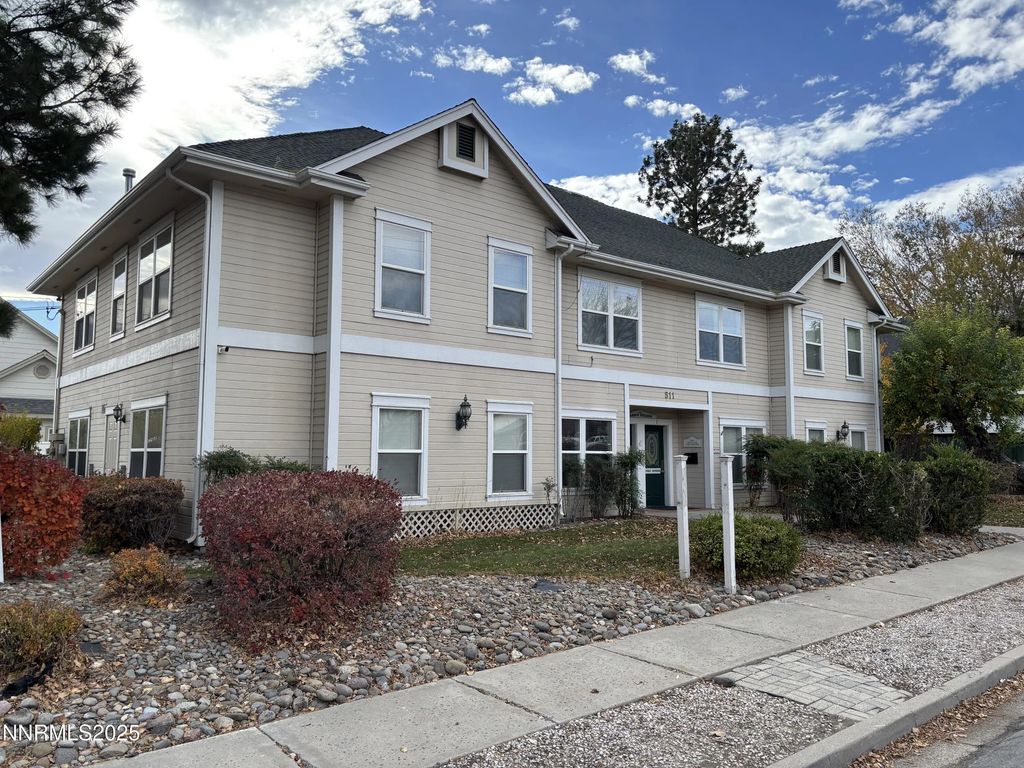 511 E Robinson Street, Carson City