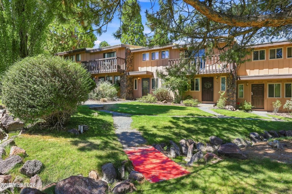 141 Lake Glen Drive, Carson City