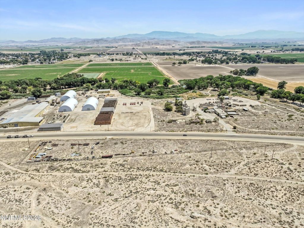 (0,137,145) Highway 339, Yerington