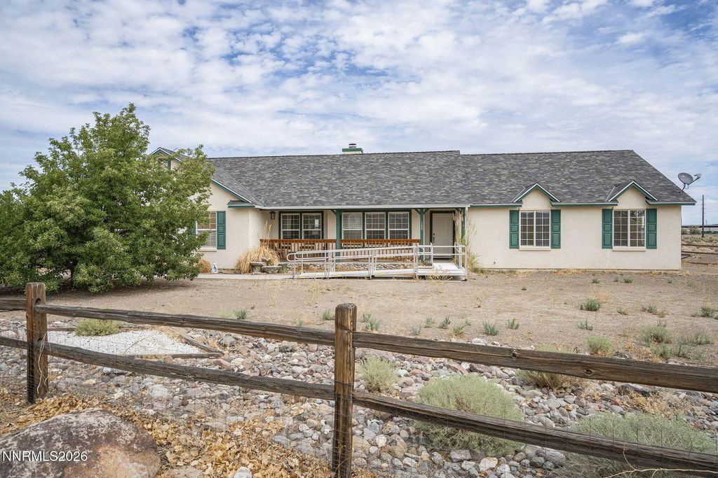 100 Sario Drive, Fernley