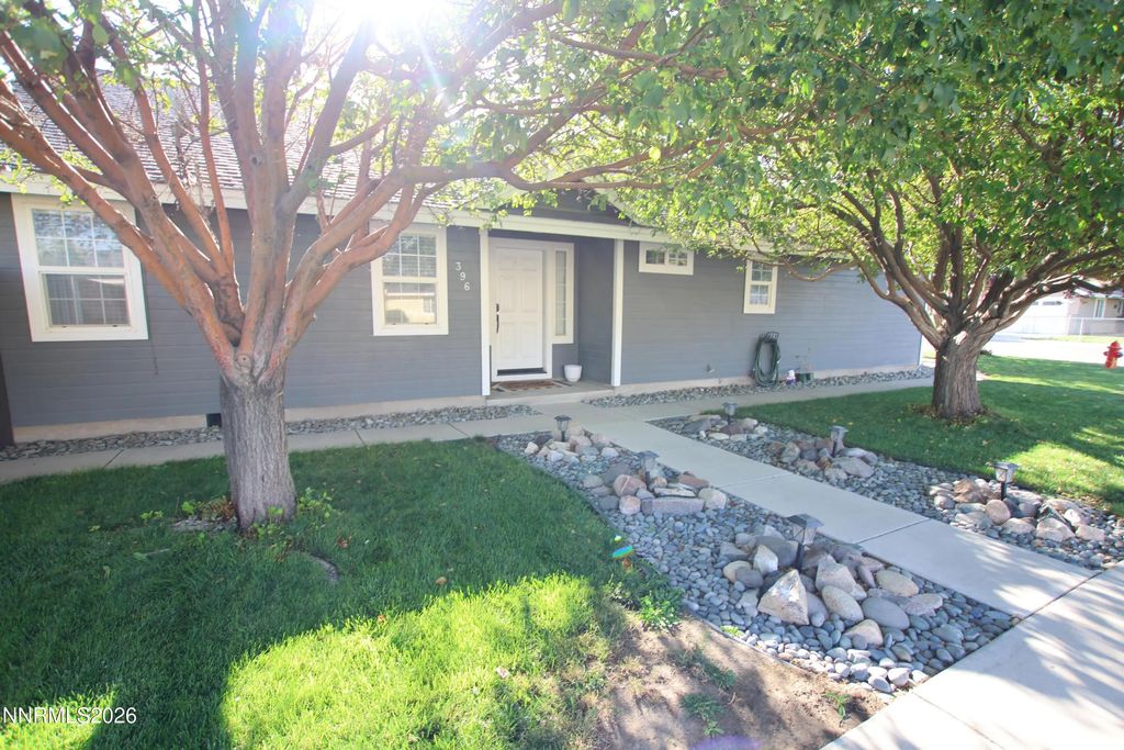396 Sprague Drive, Yerington