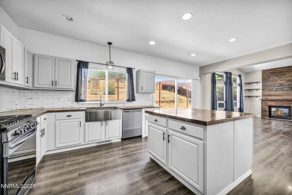 21105 Mount Evans Drive, Reno