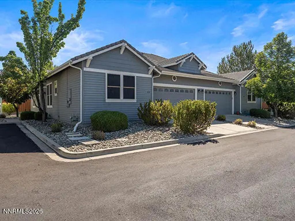 6664 Aston Circle, Sparks