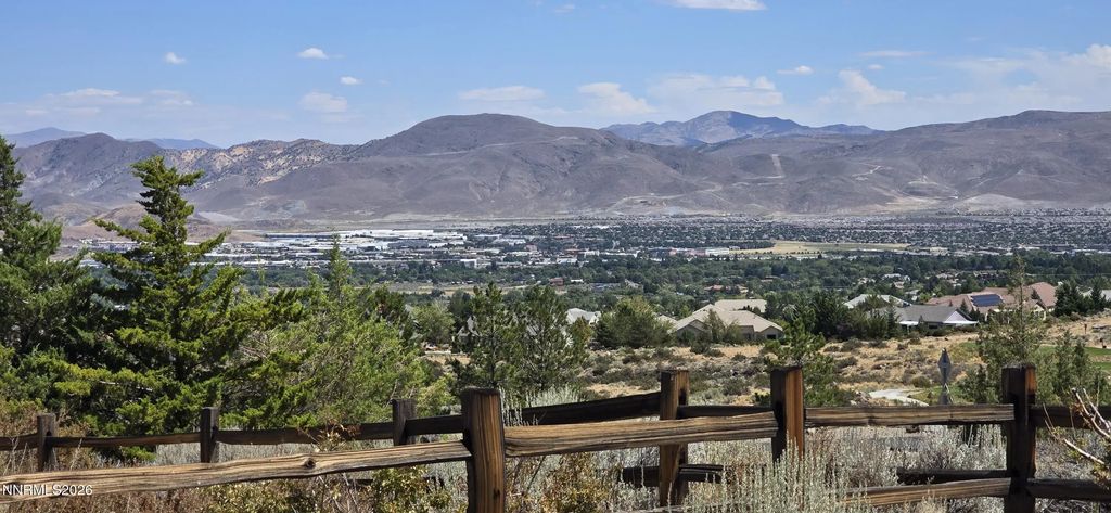 3206 Old Coach Way, Reno