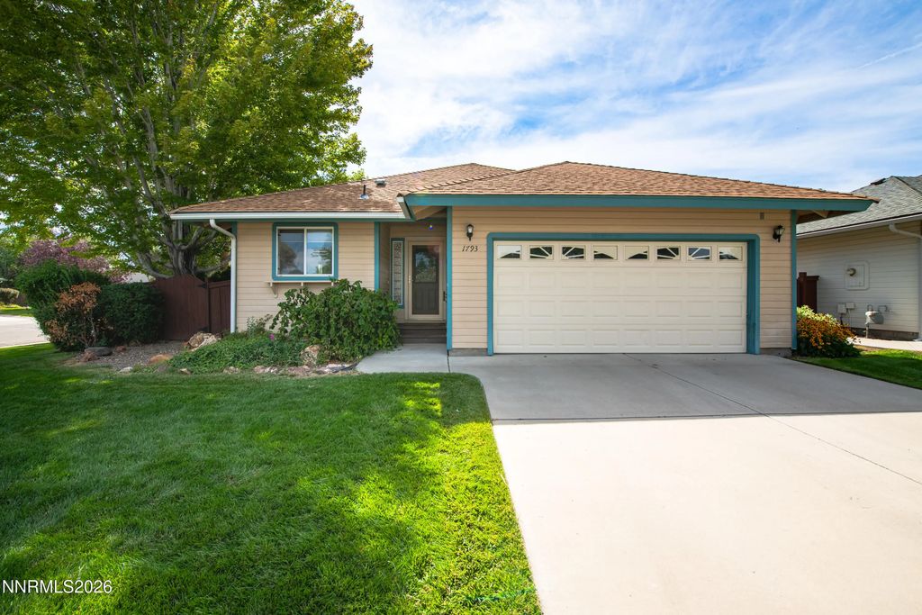 1793 Mahogany Circle, Minden