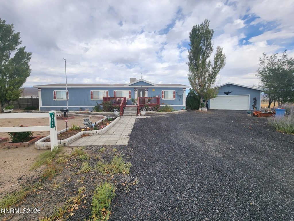 5225 Deodar Street, Silver Springs
