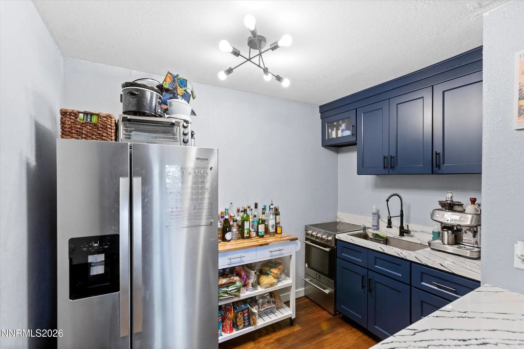 2450 Lymbery Street Apt 208, Reno