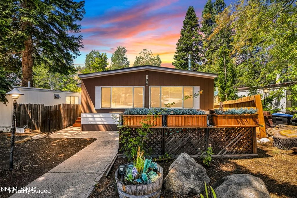 186 Ponderosa Drive, Stateline